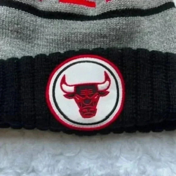 NBA Chicago Bulls Basketball‎ Beanie Black And Gray Hat - Picture 3 of 10